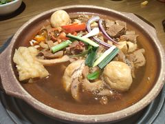 -蔡婶牛腩牛杂煲(长安万科店)