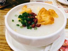 荔湾艇仔粥-赏点粤式点心(广州塔店)