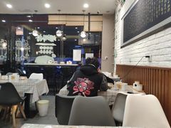 大堂-丽丽三鲜螺蛳粉(田林路店)
