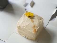 咸蛋黄蛋糕-十五食吾 La Pâtisserie (海甸岛店)