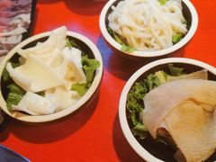 -谭鸭血老火锅(漳州路店)