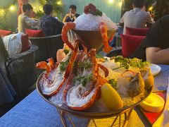 -弦月窗LUNETTE BY AMANDA(复兴路店)