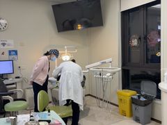 -维乐口腔·埃齐门诊(静安店)