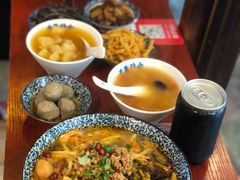 -粉家柳州螺蛳粉(杨宅路店)