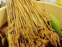 -拈签一笑黄牛肉辣卤串串