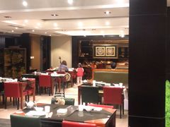 大堂-皇城根·鲁菜济南菜·吊炉烤鸭·炒鸡鱼头(济南旗舰店)