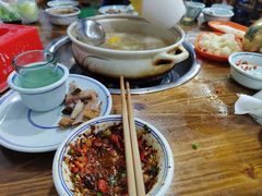 -云南印象昭通天麻火腿鸡(新疆石油花园二期店)