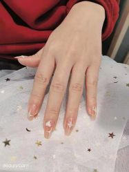 -吉吉靓甲美睫