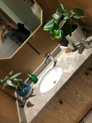 -苑苑vbeauty科技美容SPA