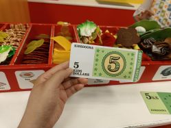 -莫莉幻想儿童乐园(武汉经开永旺店)