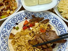 -李与白包子铺(桐梓林店)