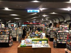 -诚品(信义店)