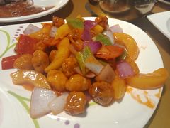 蜜桃咕噜肉-百年恒益烧腊海鲜酒家·非遗传承(广州黄埔店)