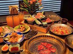 -铭牛烧肉·和牛海鲜自助(高新月牙湖店)