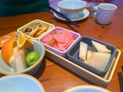 -休记光头香辣蟹干锅(绵竹店)