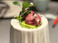 -左庭右院鲜牛肉火锅黑金店(陆家嘴中心店)