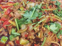 鲜椒叮叮兔-罗妈砂锅(四川成都奎星楼店)