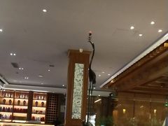 -八府香鸭·啫啫煲(华山路店)