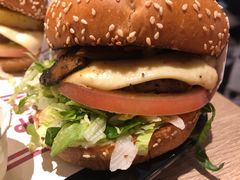 -The Habit Burger Grill 哈比特汉堡(复兴soho店)