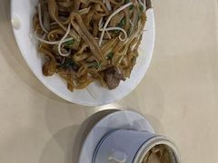 干炒牛河-玲又珑美食(盘福路店)