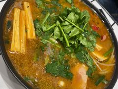 -肥汁米蘭香港米线(长宁来福士店)