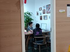 -极光口腔·矫正种植修复(锦江店)