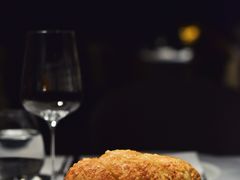 招牌黄油蒜香面包-Oyster Talks 四度蚝法餐厅