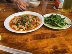 -茅屋大酒店