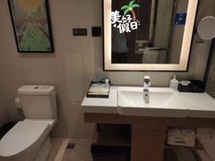 -西安钟楼北大街希尔顿欢朋酒店