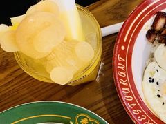 明治雪糕菠萝冰-肥韬茶餐厅(南山mini店)