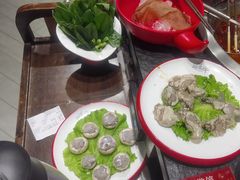 -醉董牛川派鲜肉自选火锅(烟台店)