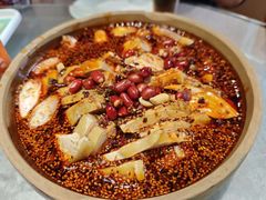 -土砂锅生态山庄·非遗砂锅雅鱼
