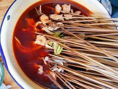 -拈签一笑黄牛肉辣卤串串