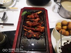 -红鼎豆捞·非遗鲍皇汤火锅(宝丰路店)