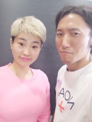 点击看大图 灰白色染发-Some Hair