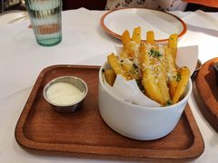 -阿妮叶李(光谷世界城店)