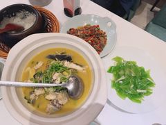 -饭怕鱼·黄焖鲟龙鱼(湖大店)