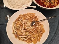-凤凰园烤鸭店·唐山菜·传承花椒肉(老唐丰路店)