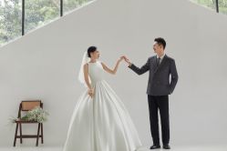 -麦田·婚纱摄影(天河新天地店)