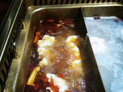 -东巴婆婆云南鱼豆花火锅(大东门店)