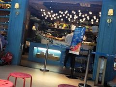 门面-领鲜活海鲜榴莲自助火锅(东门店)