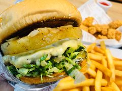 -The Habit Burger Grill 哈比特汉堡(复兴soho店)
