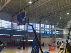 -莱茵体育生活馆