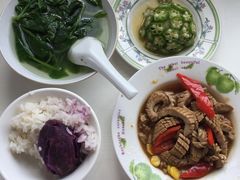 -爱的果实月嫂育婴师(世纪东方店)