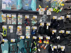 -迪卡侬(西三旗店)