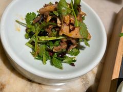 辣汁拌牛肉-弄堂里(西溪龙湖天街店)