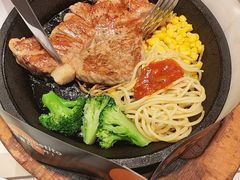 -菲滋意式餐厅(富阳东方茂店)
