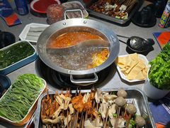 -钢管厂五区小郡肝串串香火锅(人民广场店)
