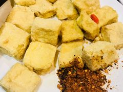 -88号小吃店·经典云南菜·地道纳西美食