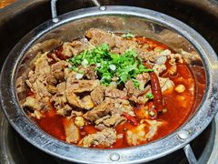 苏稽鲜烧小小锅-大众跷脚牛肉馆·非遗传承单位(峨眉山店)